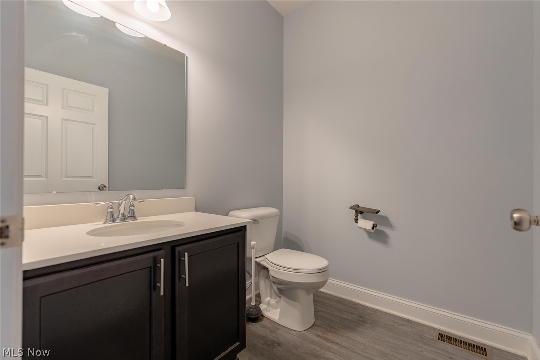 5585 Shadow Ridge Circle Nw Property Photo 13