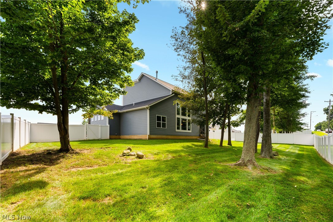 5585 Shadow Ridge Circle Nw Property Photo 33