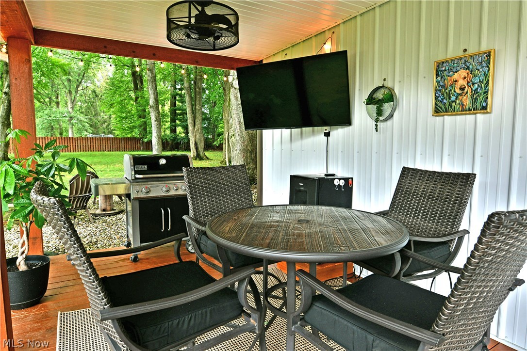 190 Wall Drive Property Photo 8