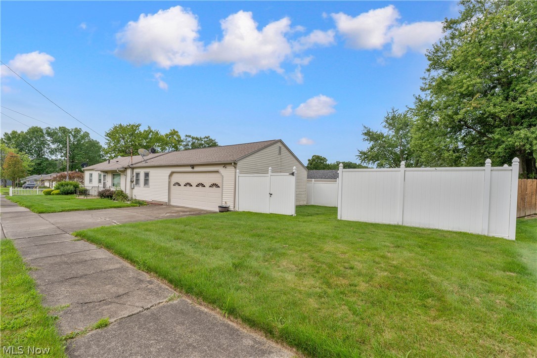 34 Mcdonald Avenue Property Photo 23