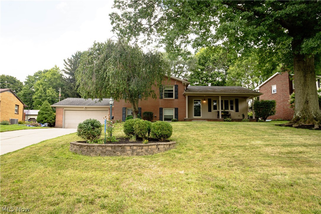 1416 Dunkeith Drive NW Property Photo 1