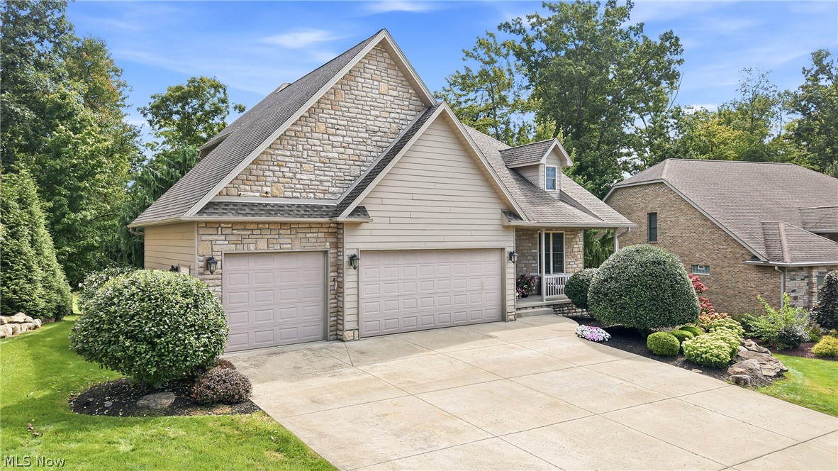 7563 Highbury Pointe Property Photo 2