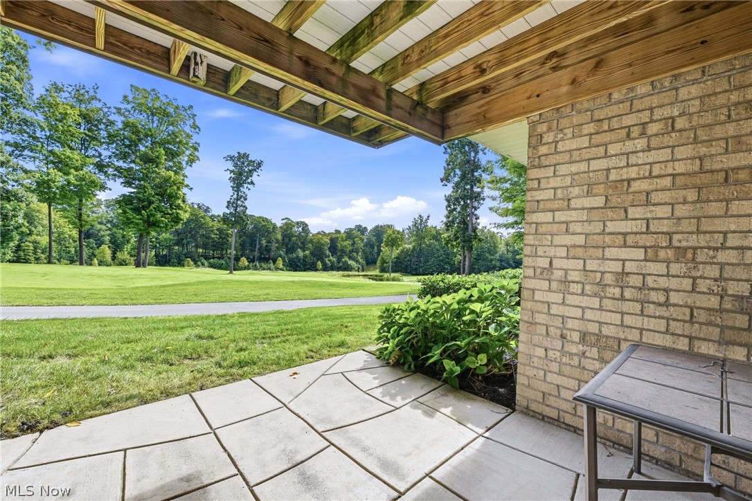 7563 Highbury Pointe Property Photo 8