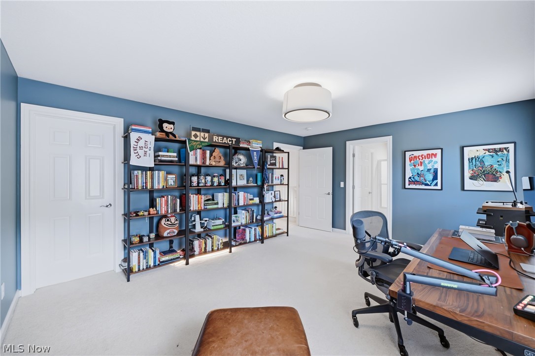 7563 Highbury Pointe Property Photo 37