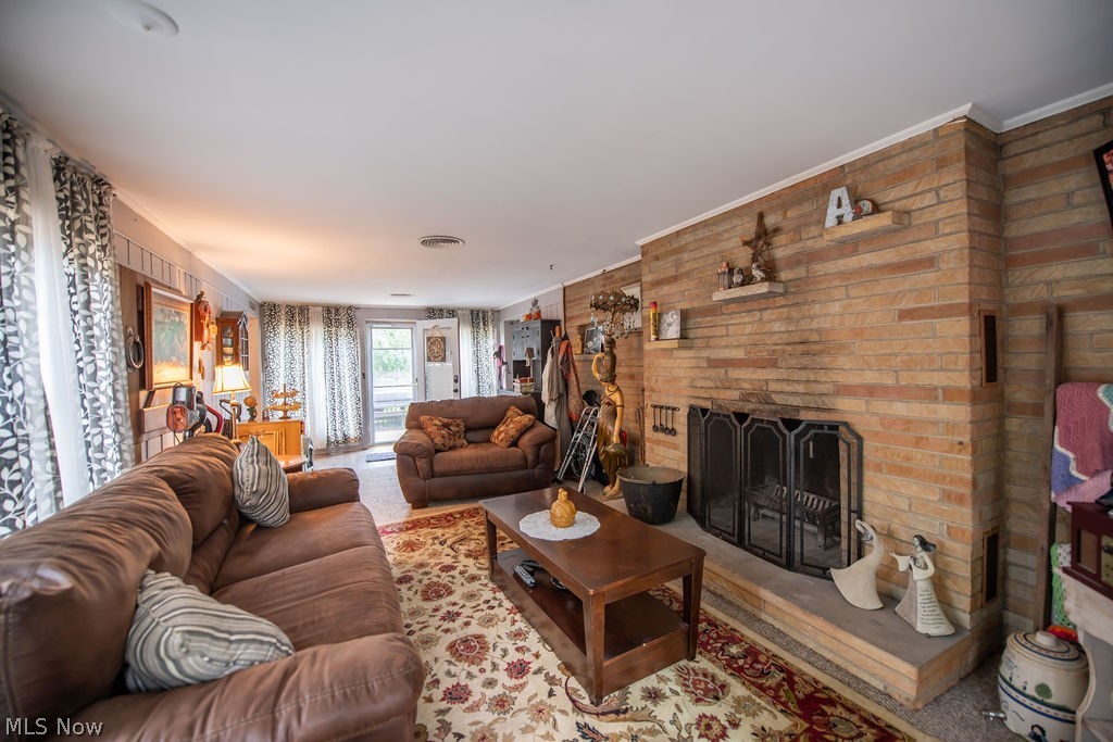 1144 Kingsway Street Property Photo 20