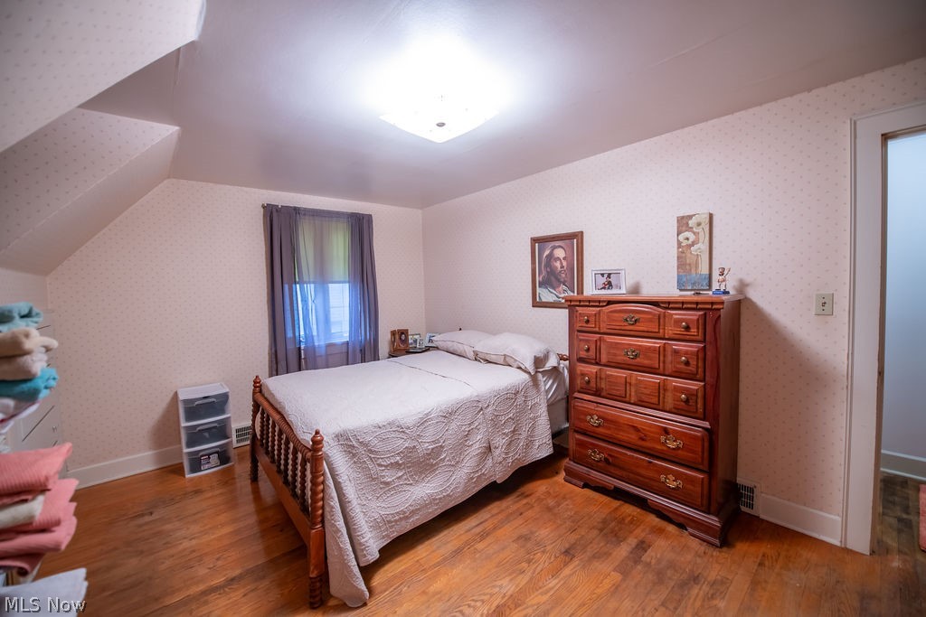 1144 Kingsway Street Property Photo 29