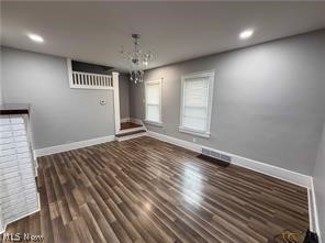 2405 Youngstown Road Se Property Photo 7