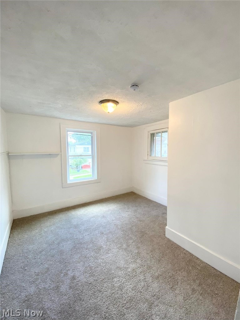 576 Kling Street Property Photo 24