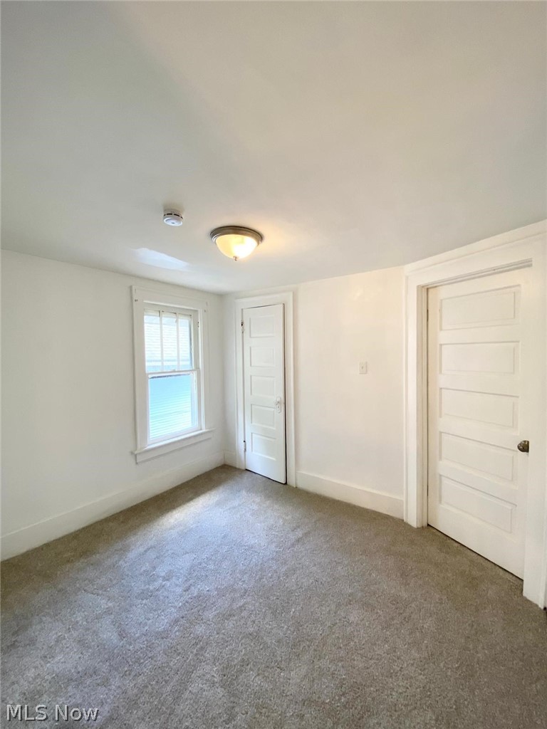 576 Kling Street Property Photo 26