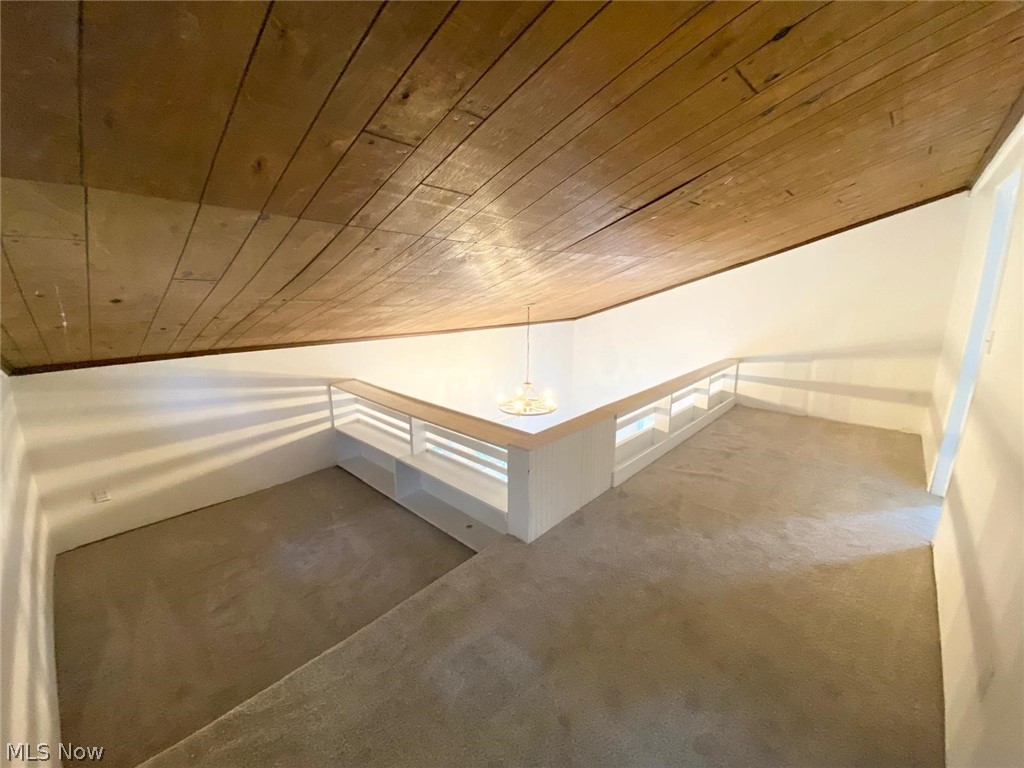 576 Kling Street Property Photo 29