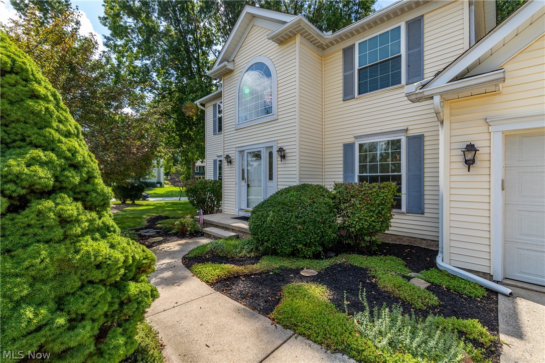 6854 Chablis Court Property Photo 4