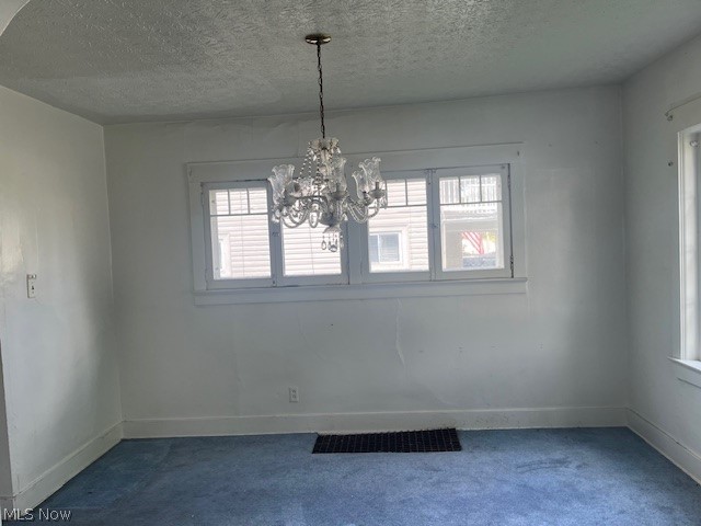 912 S Hawkins Avenue Property Photo 6