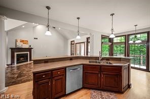 9 Henderson Lane Property Photo 7