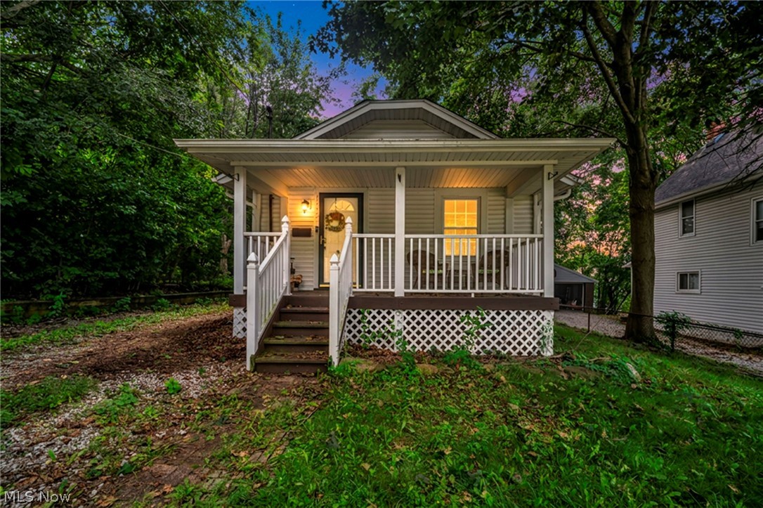 1382 Honodle Avenue Property Photo 2