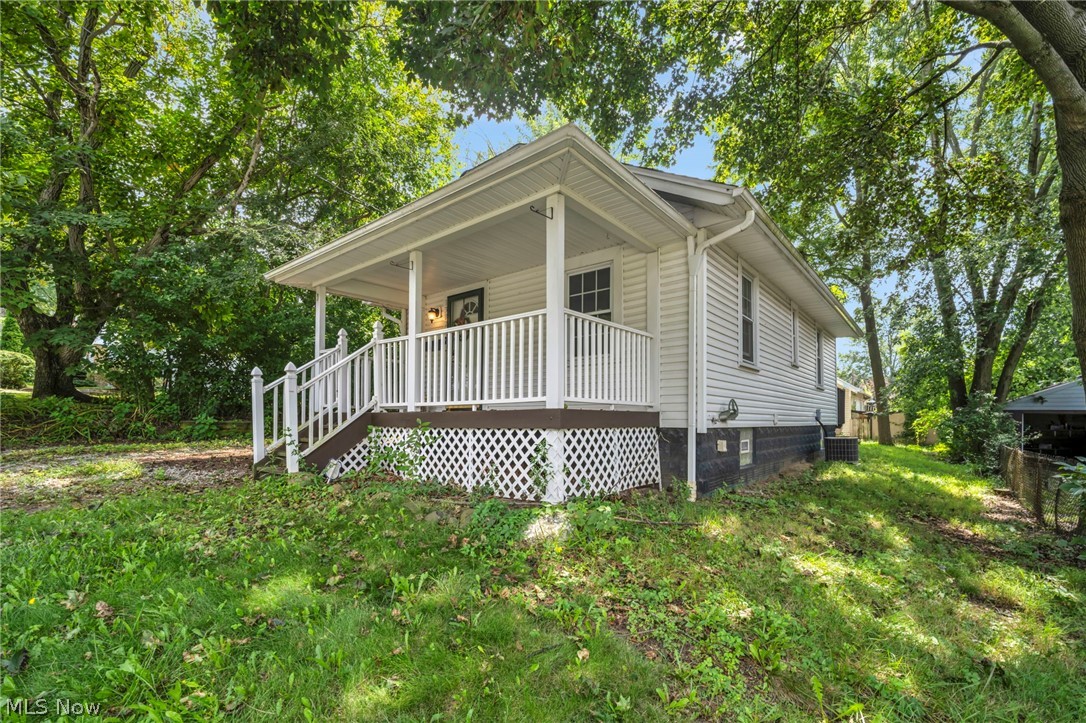 1382 Honodle Avenue Property Photo 9
