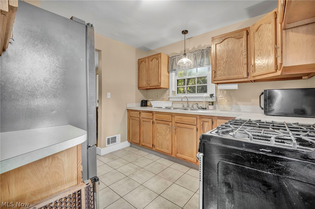 1382 Honodle Avenue Property Photo 15