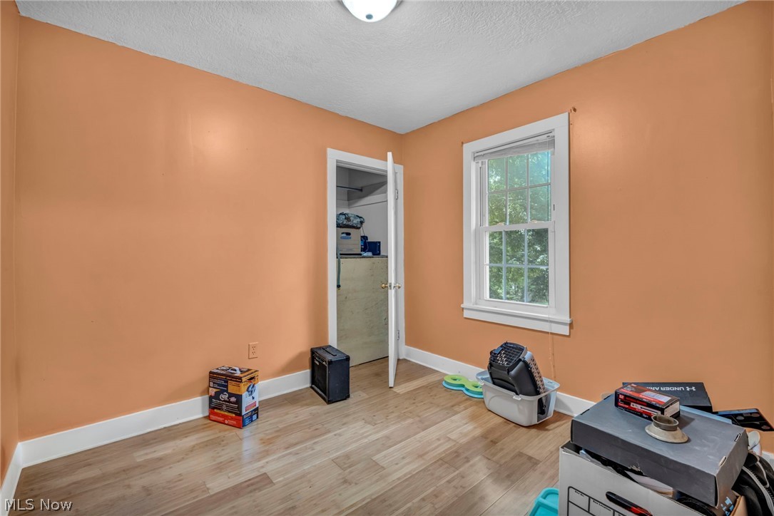 1382 Honodle Avenue Property Photo 16