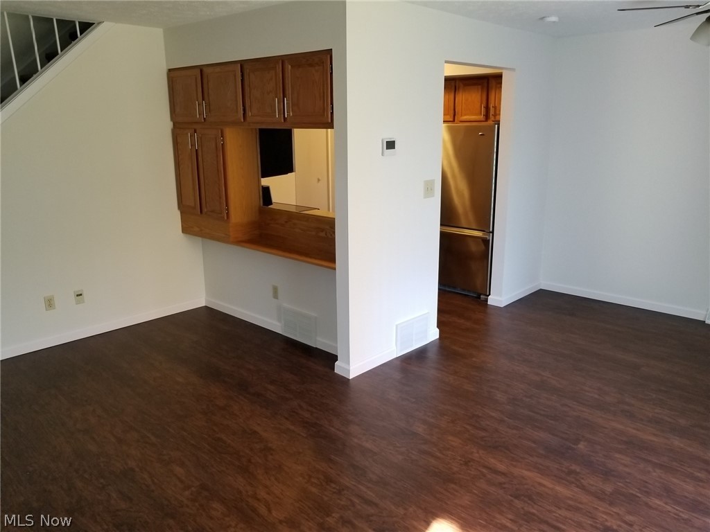 9997 Independence Drive Property Photo 8