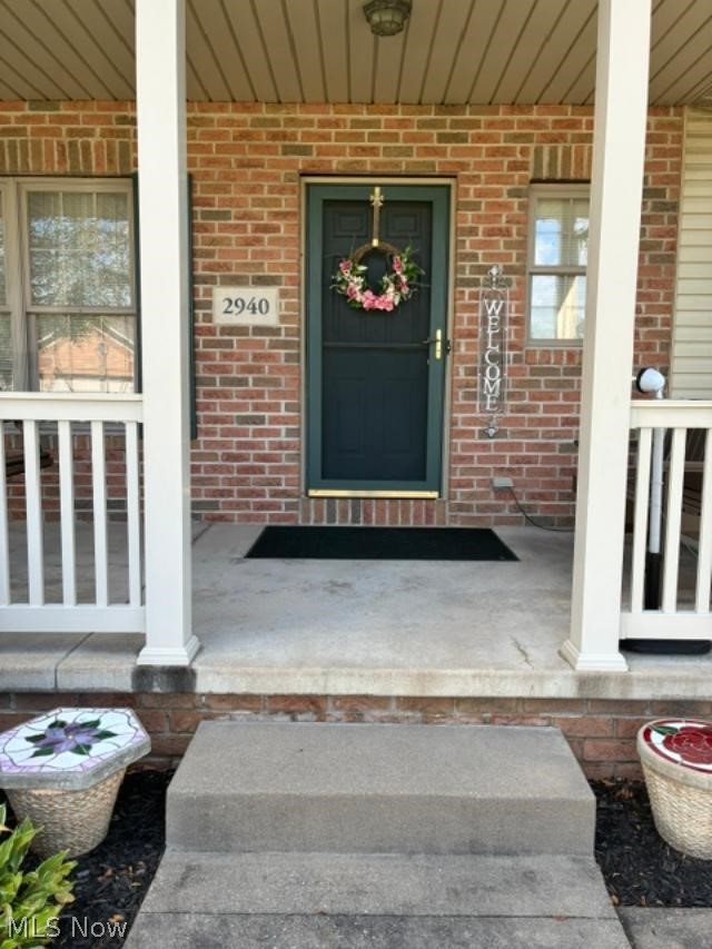 2940 Villa Glen Circle Nw Property Photo 2
