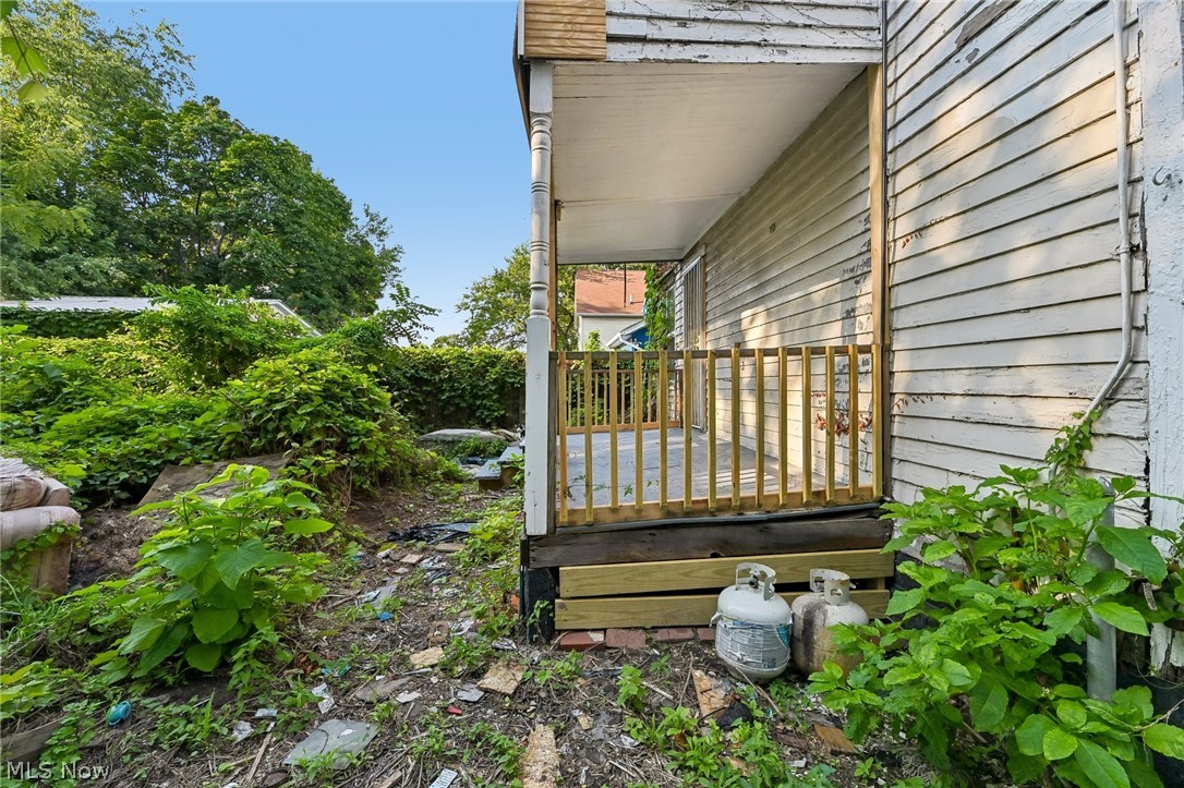 942 E 79th Street Property Photo 15