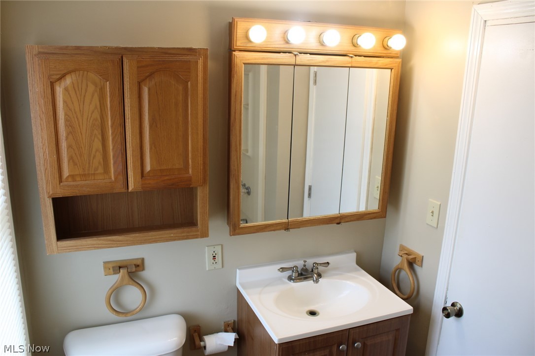 1733 Robindale Street Property Photo 19