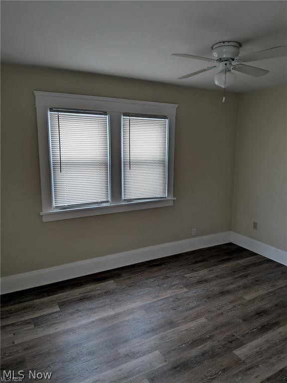 1733 Robindale Street Property Photo 28
