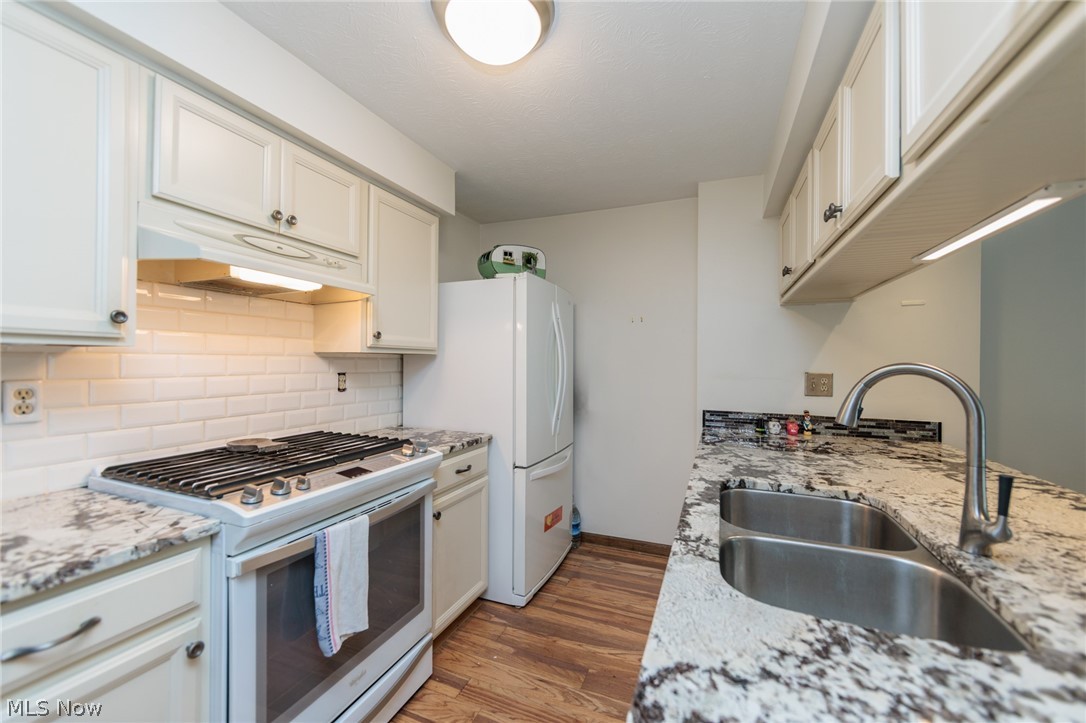 1190 Brookline Place A Property Photo 10