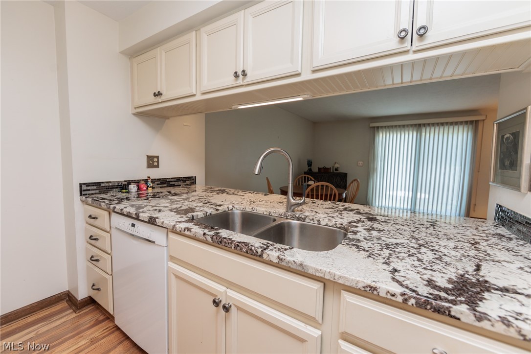 1190 Brookline Place A Property Photo 16