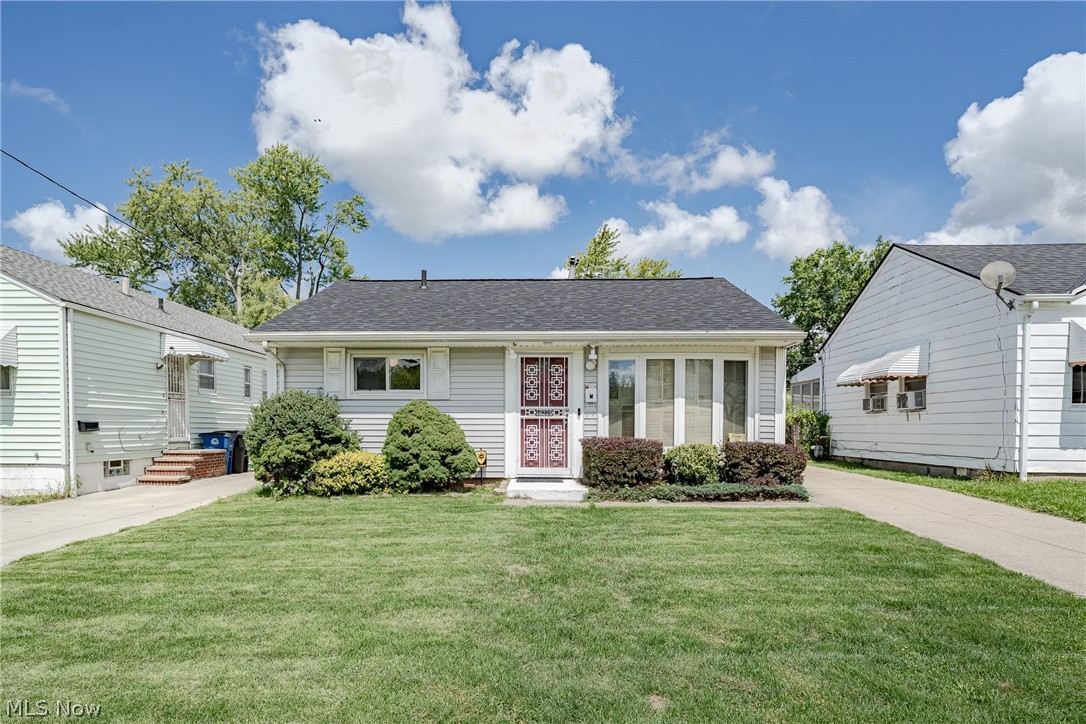 16225 Clearview Avenue Property Photo 1