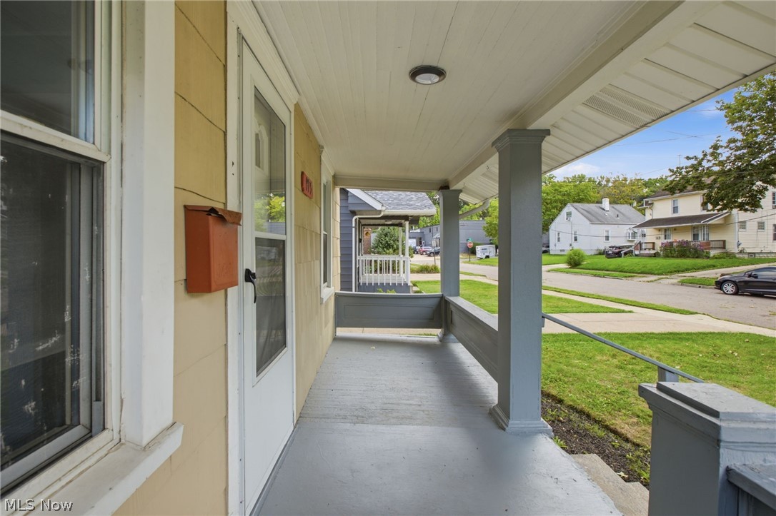 975 Corwin Avenue Property Photo 4