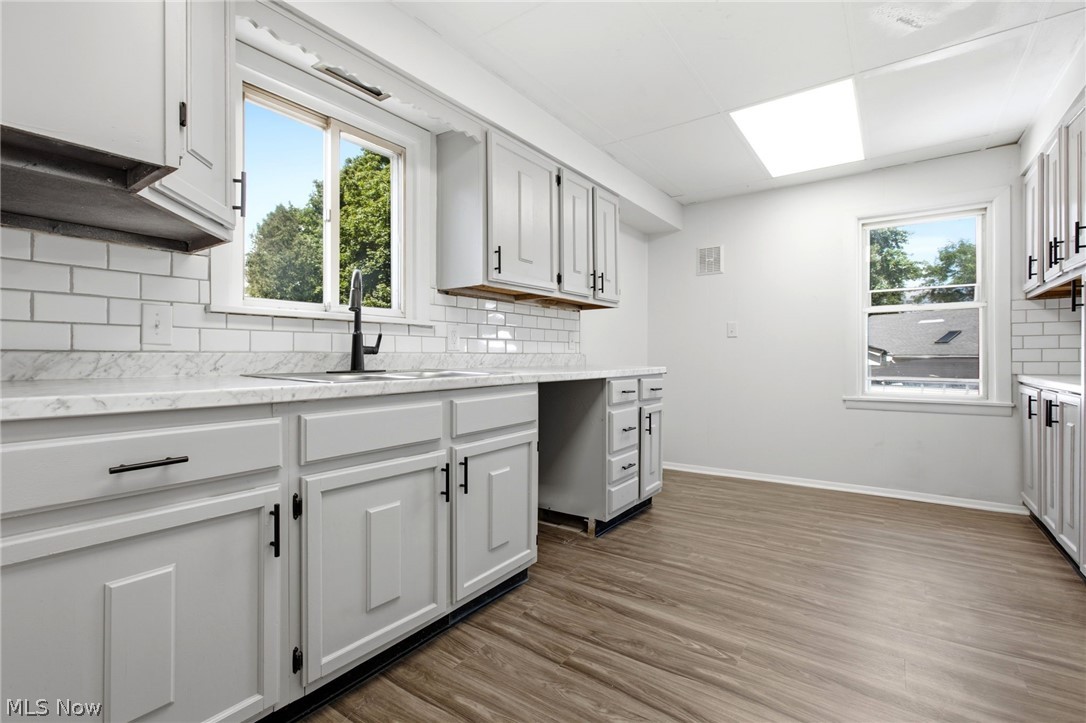 975 Corwin Avenue Property Photo 11