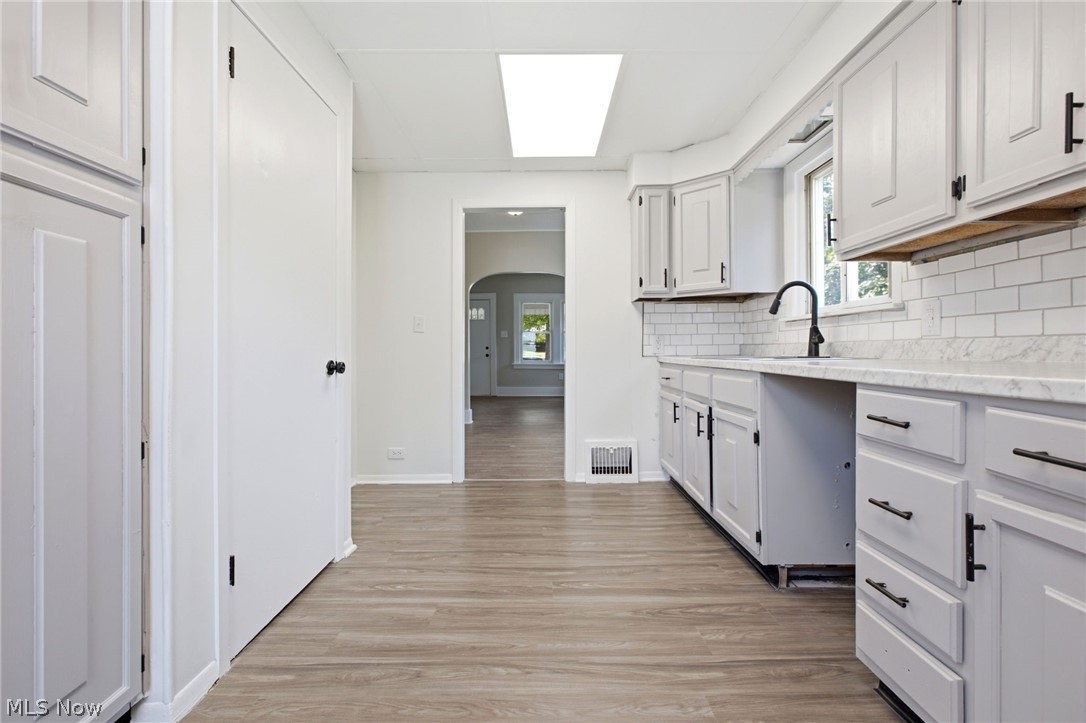 975 Corwin Avenue Property Photo 12