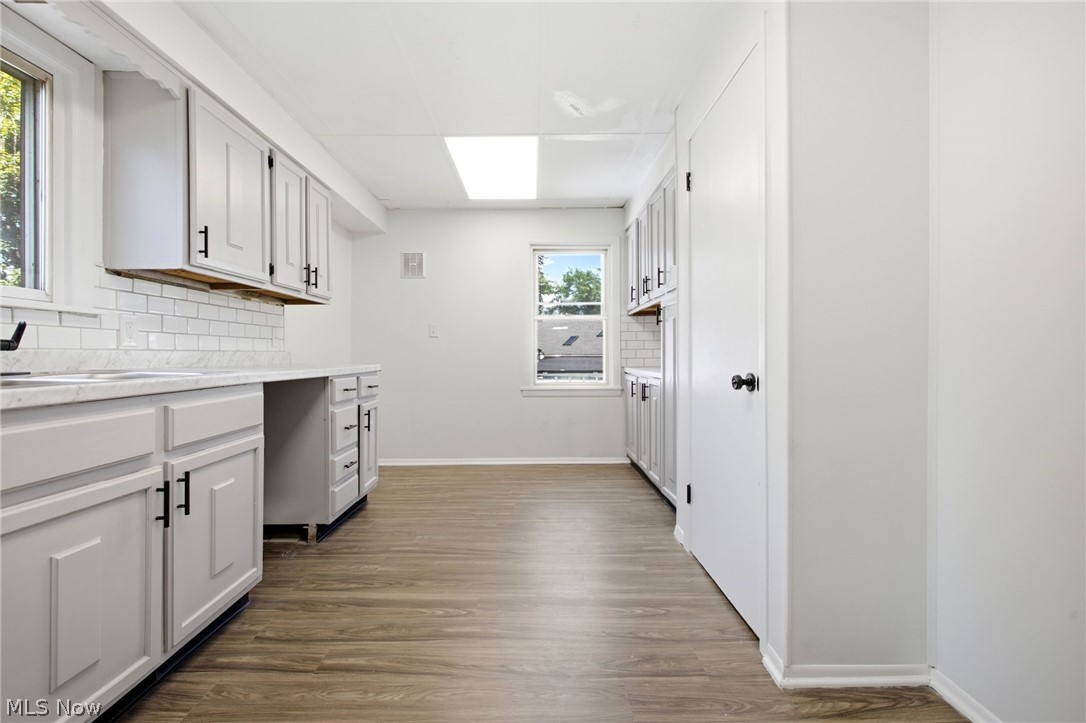 975 Corwin Avenue Property Photo 16