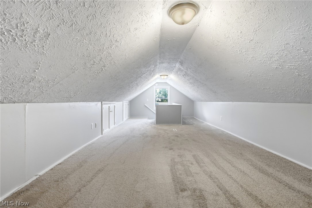 975 Corwin Avenue Property Photo 21