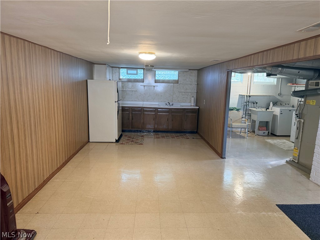 3846 E 365th Street Property Photo 11