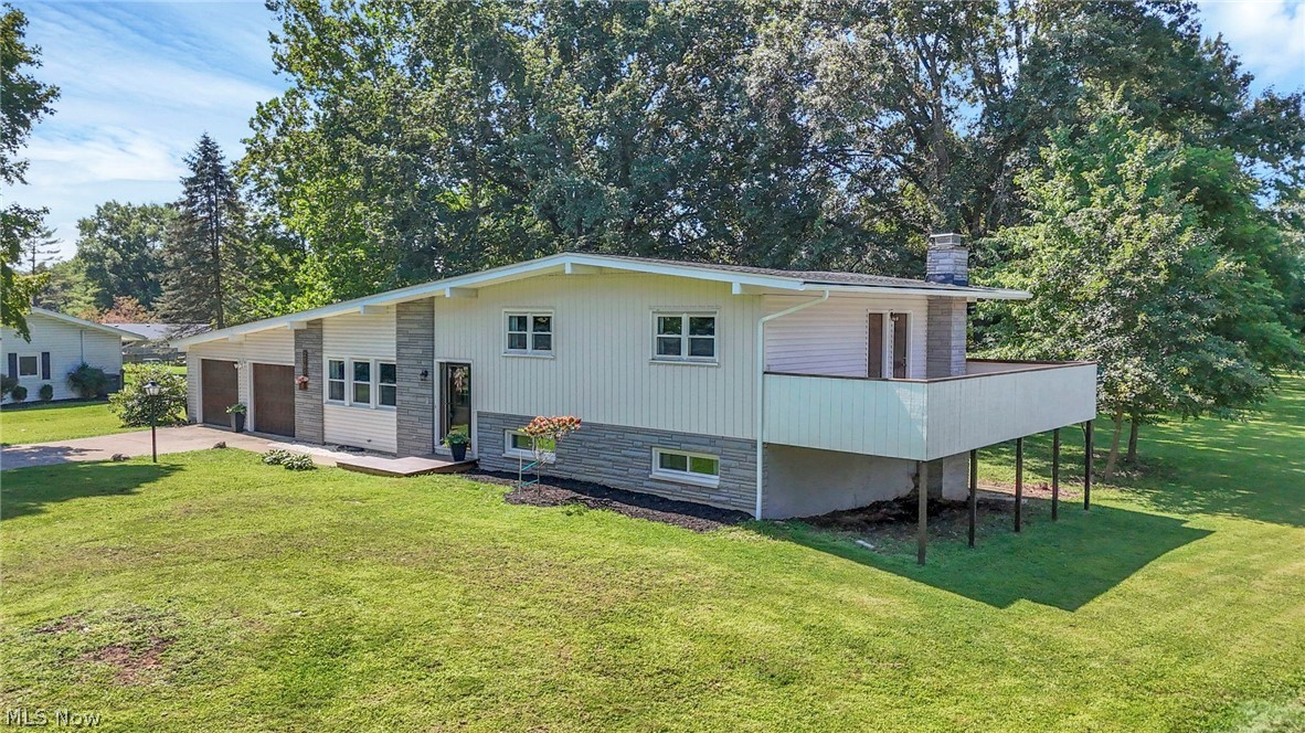 2185 Sunnyhill Drive Ne Property Photo 5