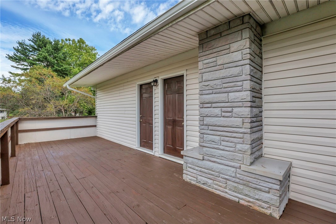 2185 Sunnyhill Drive Ne Property Photo 9