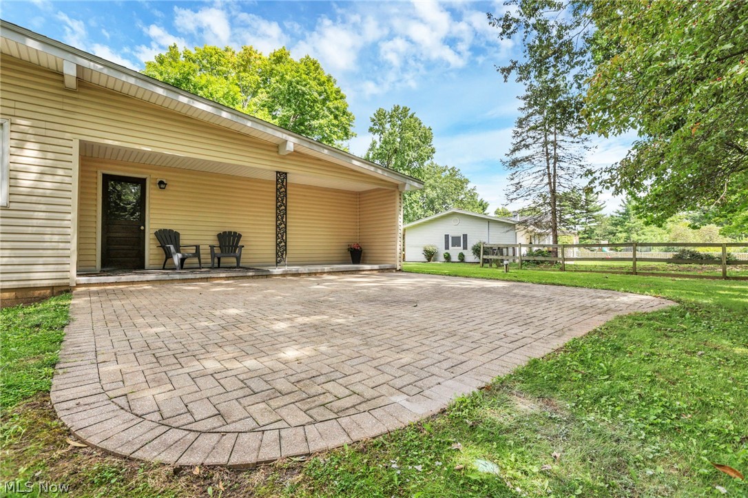 2185 Sunnyhill Drive Ne Property Photo 12