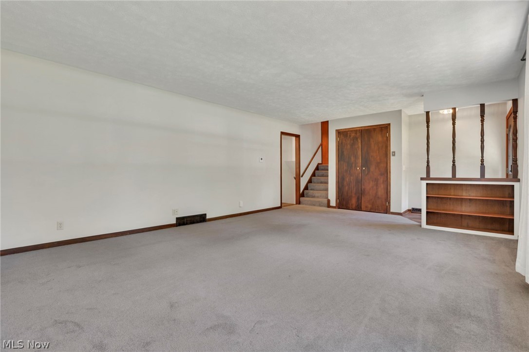 2185 Sunnyhill Drive Ne Property Photo 19