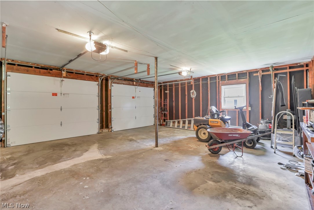 2185 Sunnyhill Drive Ne Property Photo 46