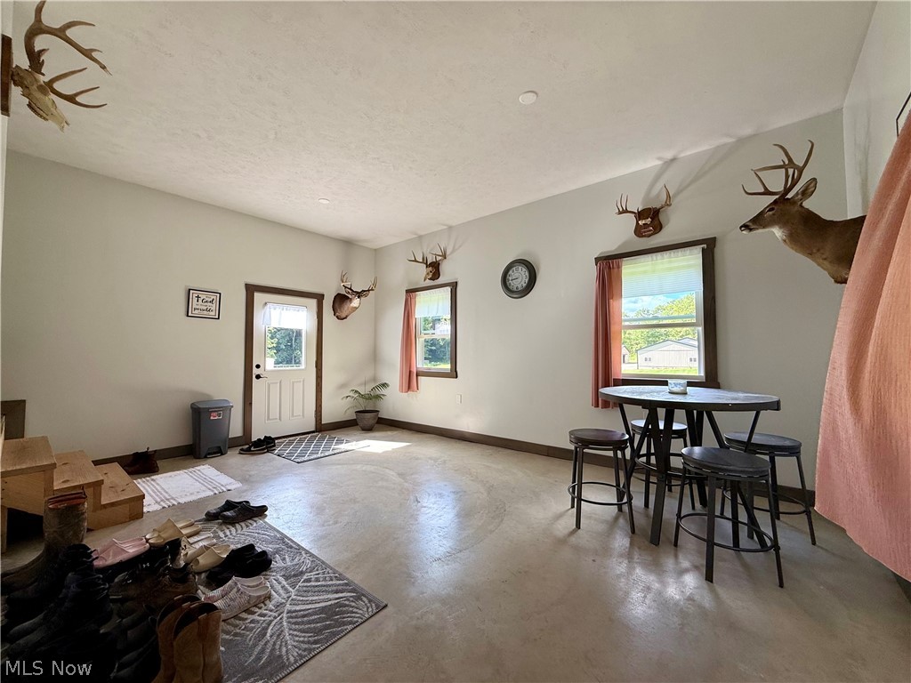 8251 Bay Road Se Property Photo 18