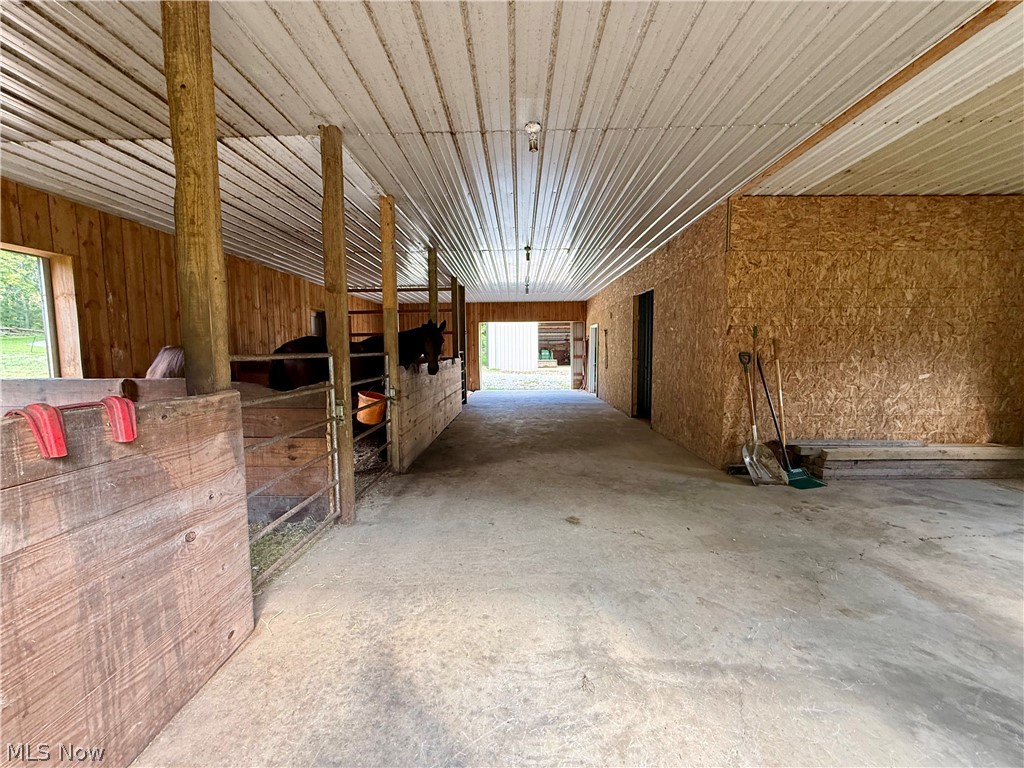 8251 Bay Road Se Property Photo 29