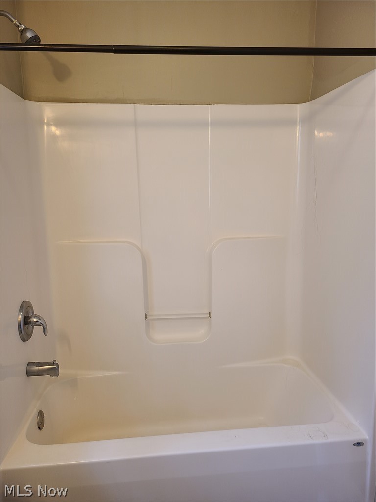 628 Sumner Street Down Property Photo 11
