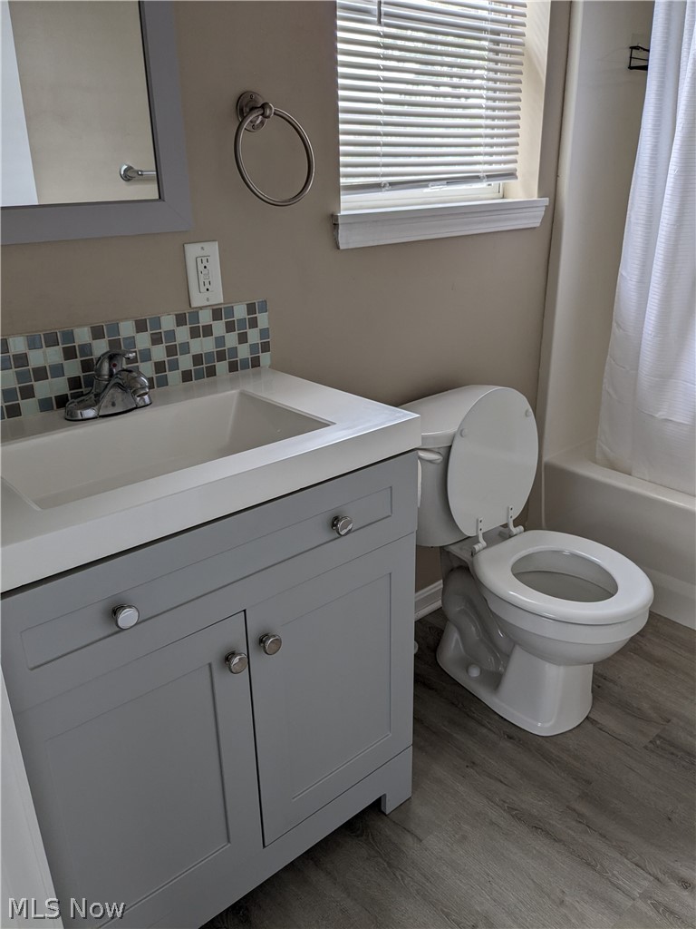 628 Sumner Street Down Property Photo 24