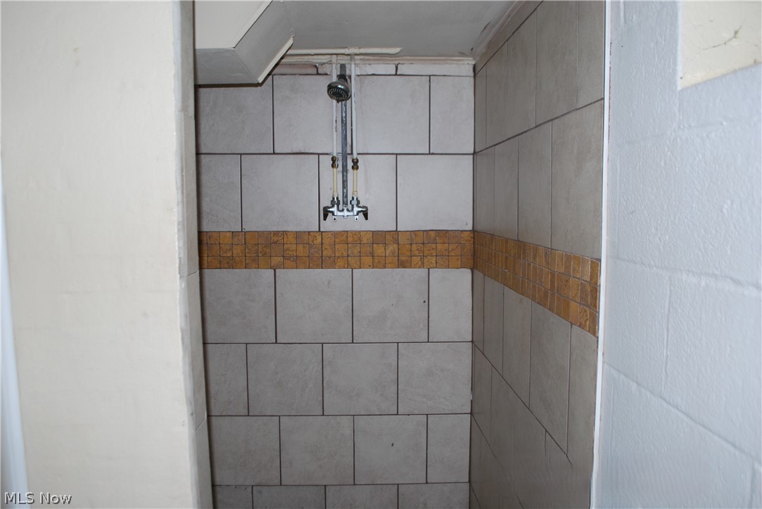 3463 Clague Road Property Photo 19