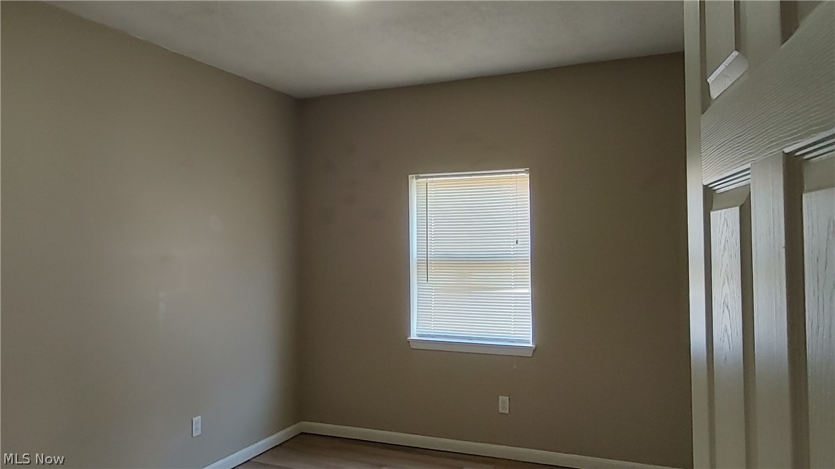 634 Sumner Street Up Property Photo 11