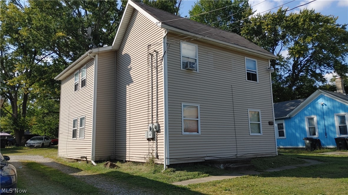 634 Sumner Street Up Property Photo 16