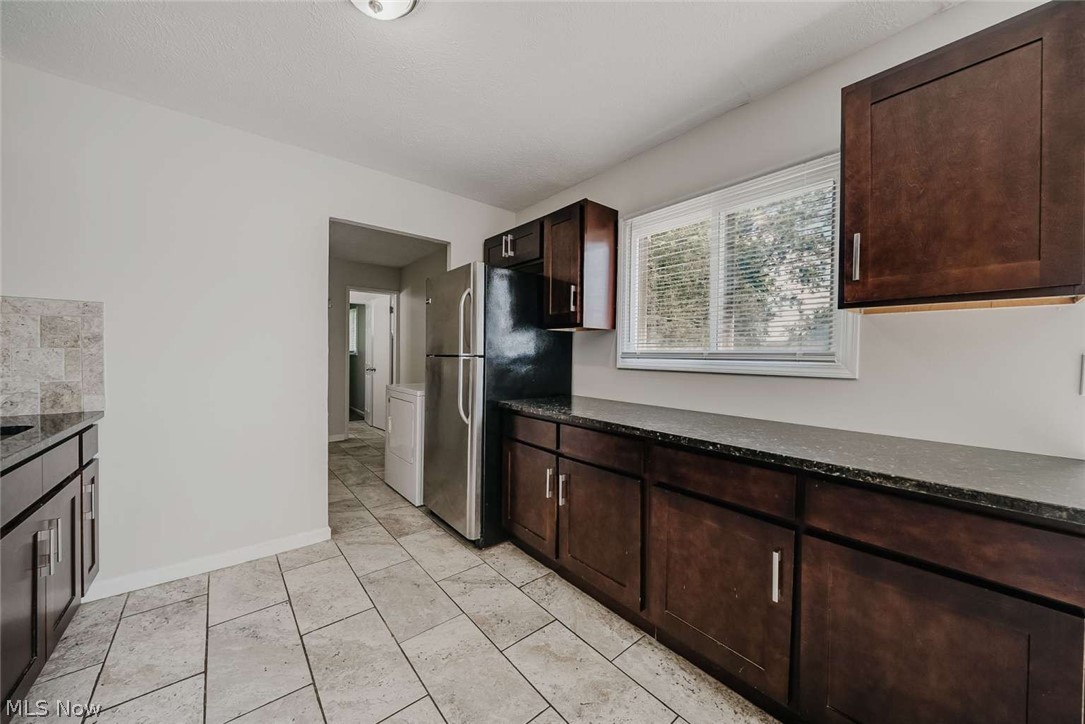 24360 Uppingham Road Property Photo 5