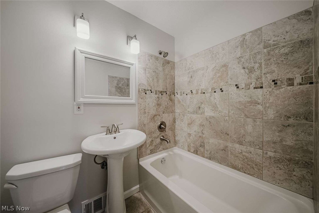 24360 Uppingham Road Property Photo 13