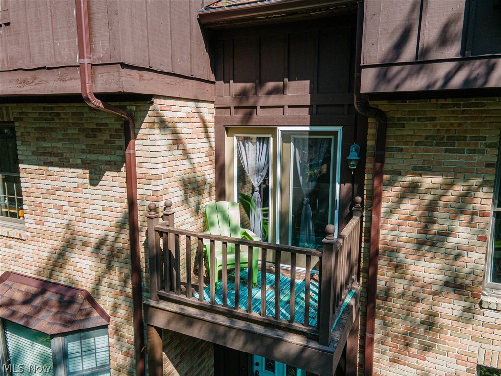 15 Acorn Lane Property Photo 3